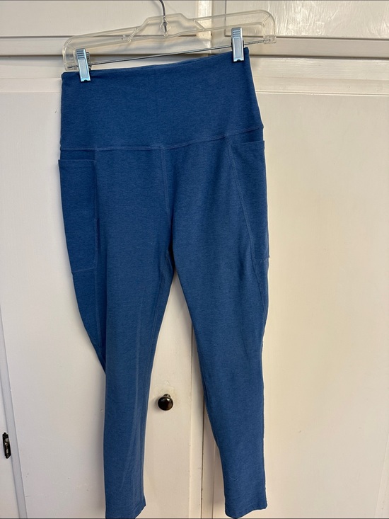 Beyond Yoga Pants - Beyond Yoga Heathered Blue Capri Leggings with Yellow Logo